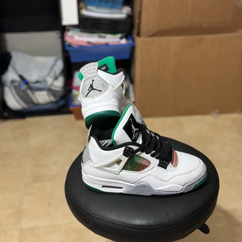 Jordan 4 lucid green(rastas)